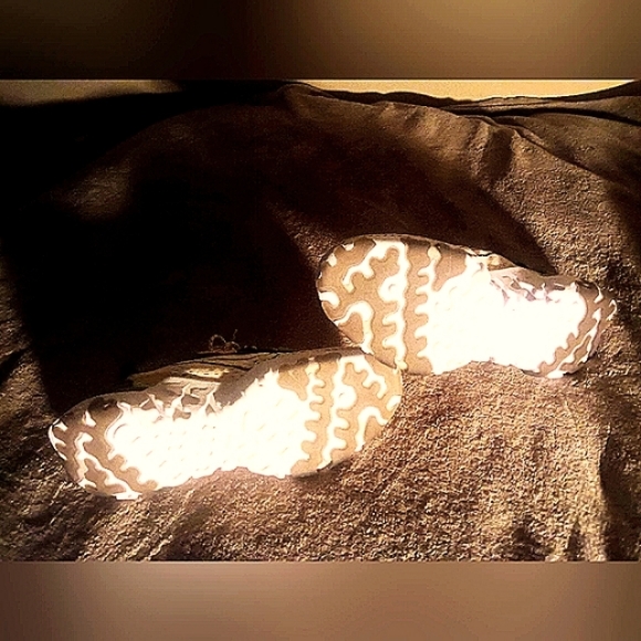 Nike React Vision. Size 10. New With Box. Phantom/Green Abyss - Picture 6 of 6